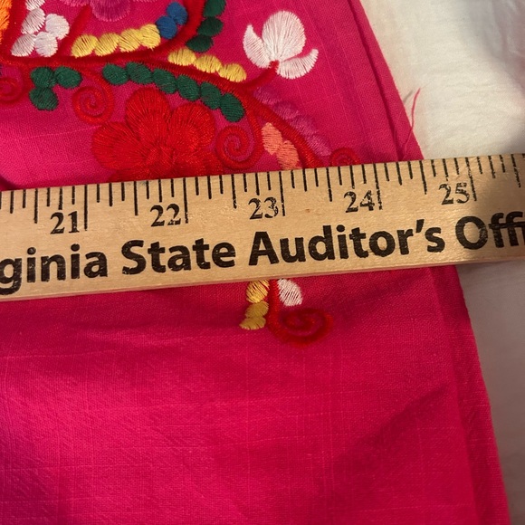 Embroidered pullover dress in bright pink – BEAUTIFUL! - Picture 12 of 13